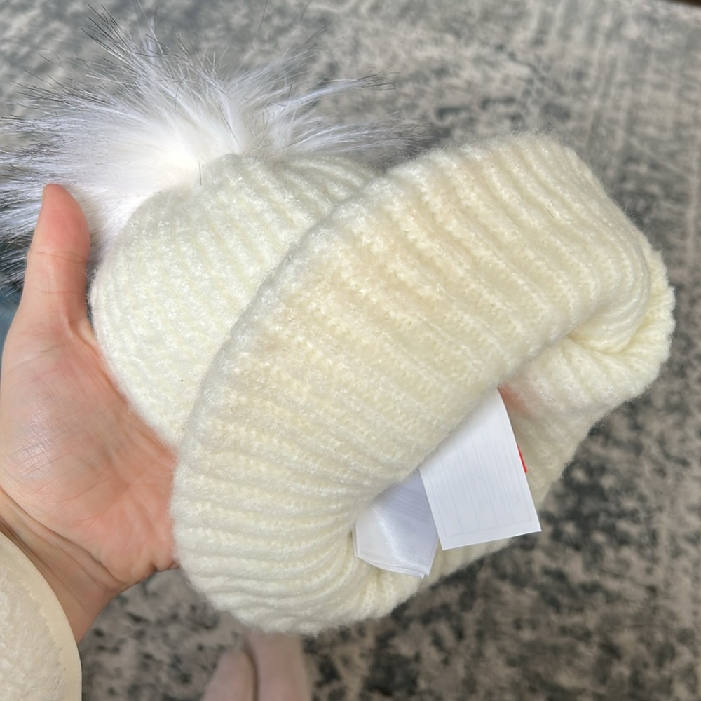 Knit Toque - Picture 4 of 4